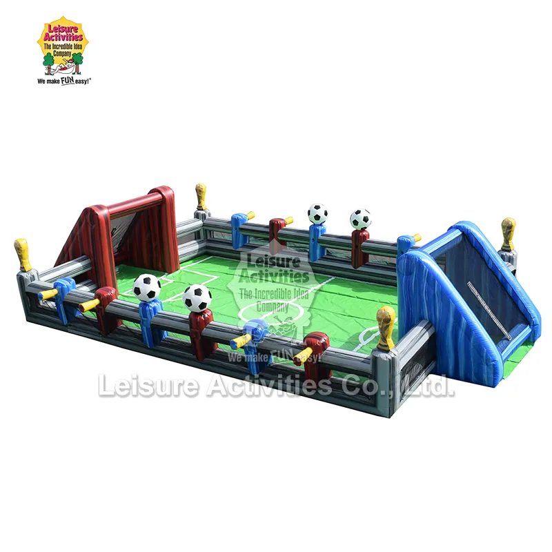 Sport gonfiabili di biliardino umano